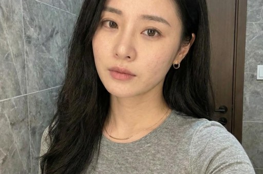网红被曝开“绿茶速成班”教“狐狸精三段式狩猎法”发布擦边低俗内容自称课程已卖给15万人最高2880元可提供男性资源平台回应